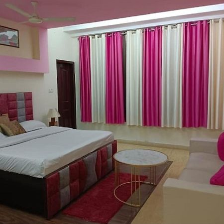 Star Inn Delhi  Exterior foto